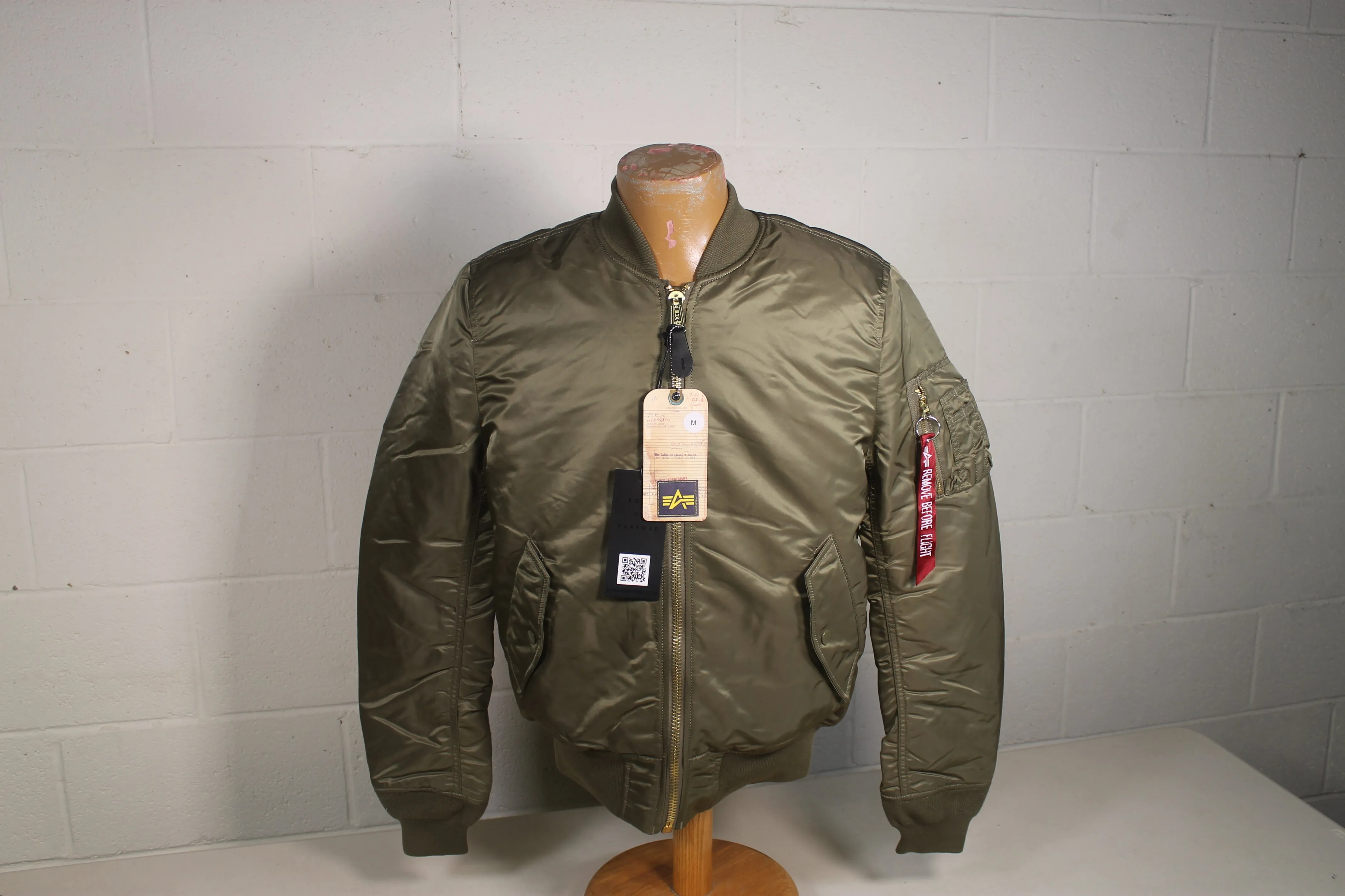 Alpha Industries MA-1 Flight Jacket Slim Fit Vintage Olive