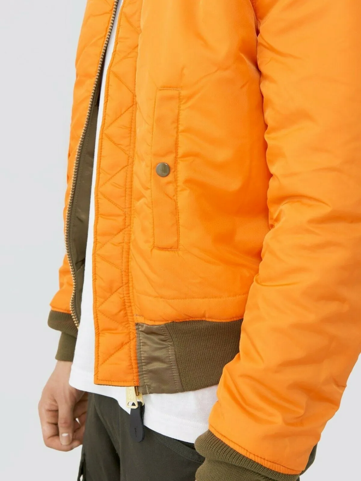 Alpha Industries MA-1 Flight Jacket Slim Fit Vintage Olive