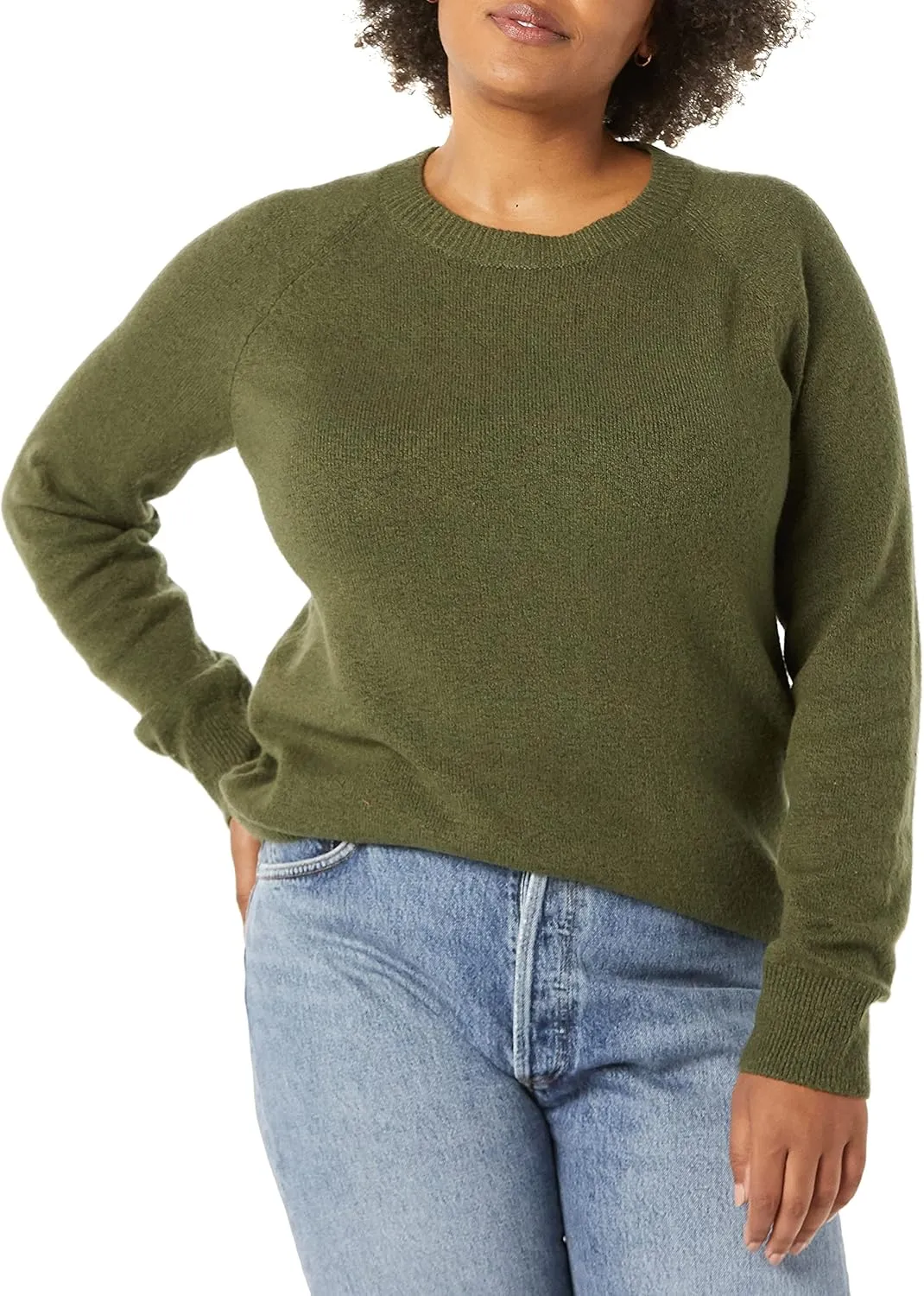 Amazon Essentials Women's Crewneck Sweater, Classic-Fit, Soft Touch, Long Sleeve, Plus-Size Available