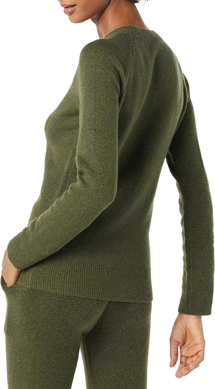 Amazon Essentials Women's Crewneck Sweater, Classic-Fit, Soft Touch, Long Sleeve, Plus-Size Available