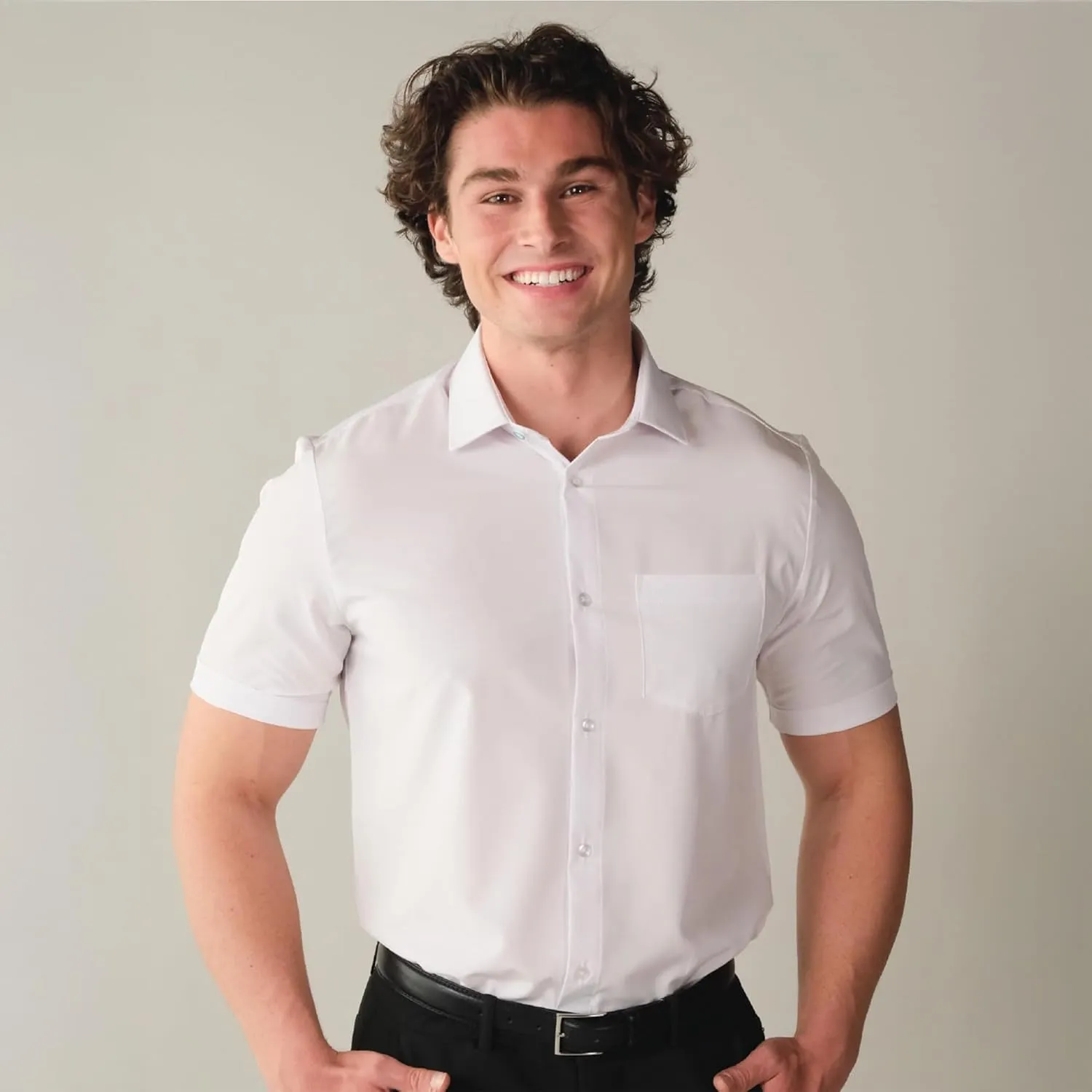 &COLLAR Slim Fit/Athletic Fit Short Sleeve Performance Men's Dress Shirt
