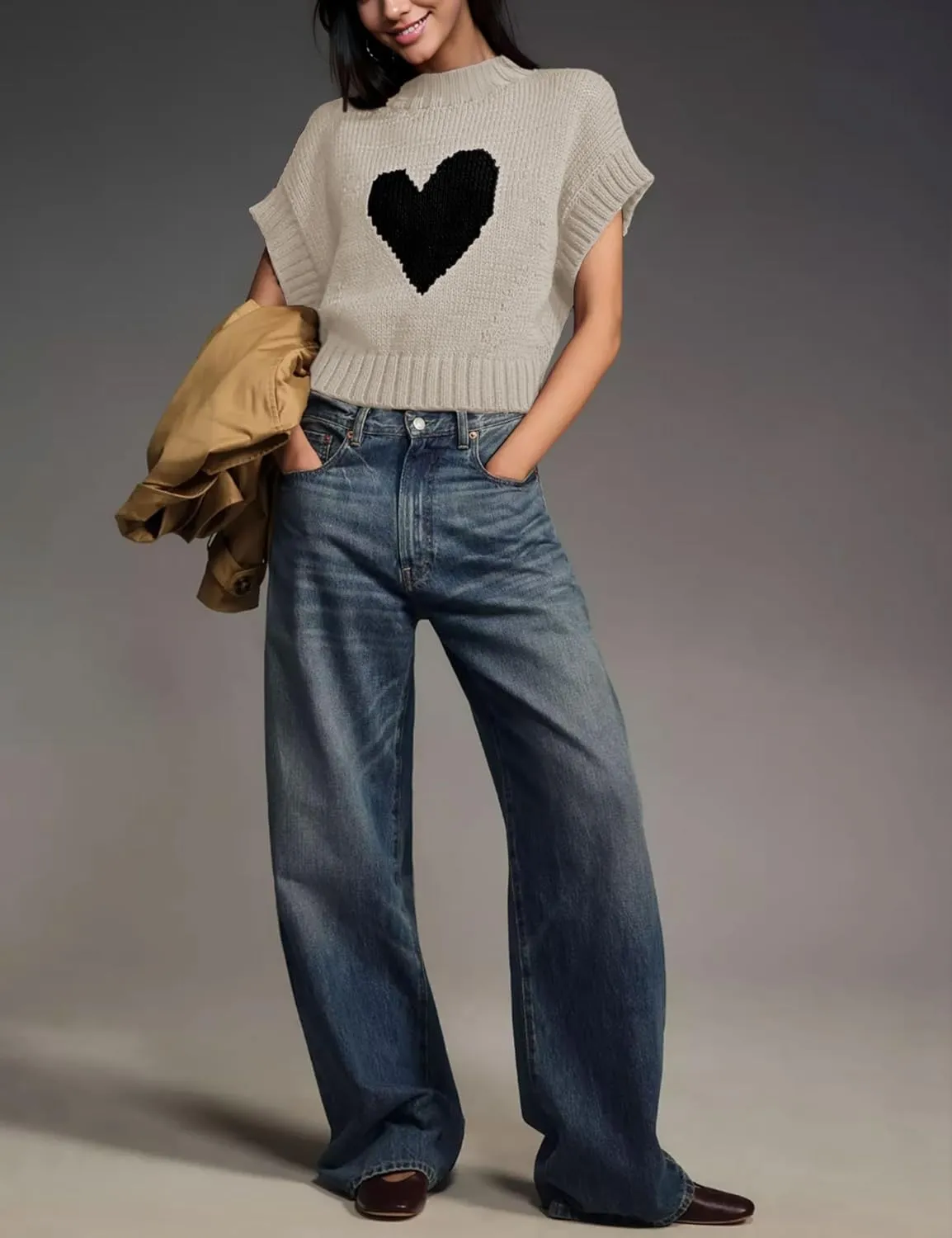 Cap Sleeve Sweater Tank Tops for Women Mock Neck Sweater Vest Cute Heart Knit Cropped Pullover Top