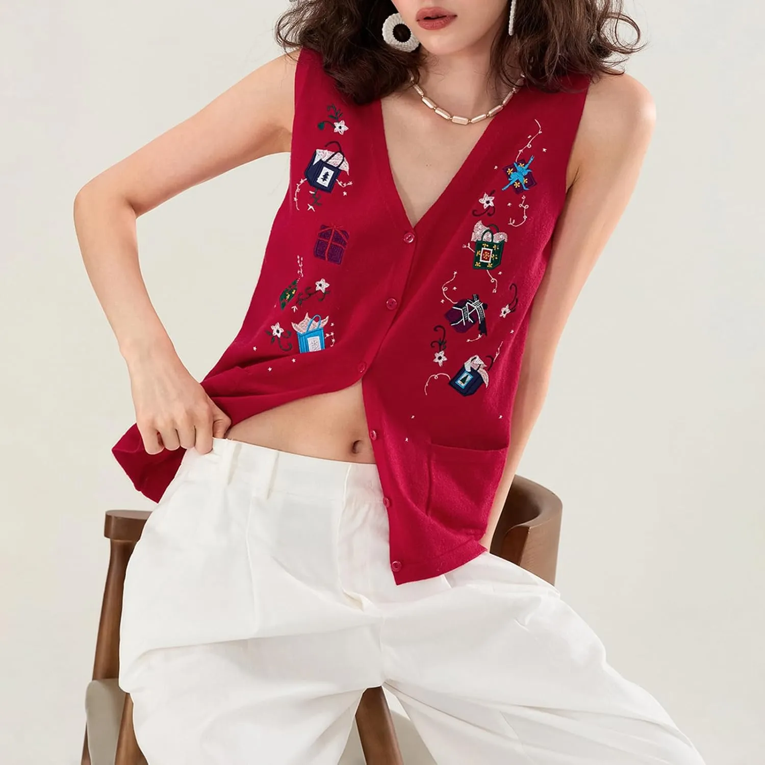 Christmas Vest for Women Reindeer Santa Snowman Embroidery Sweater Sleeveless Ugly Xmas Knit Tank Top
