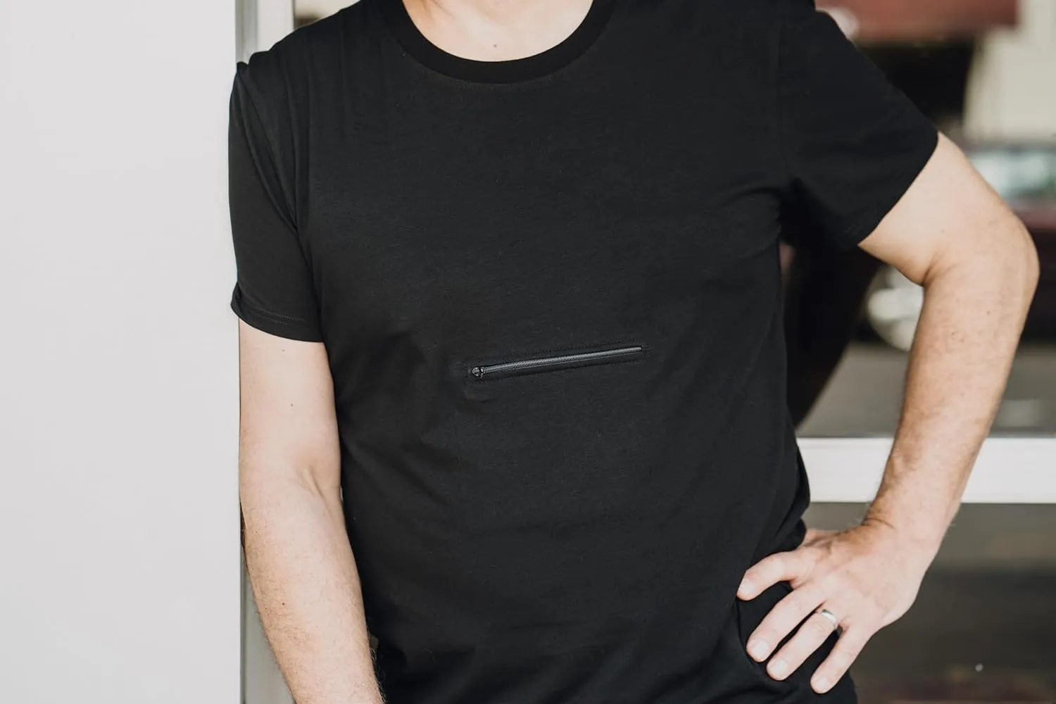 Clever Travel Companion Men's Crew Neck T Shirt with 1 Secret Hidden Pockets for Traveling | Pickpocket Proof