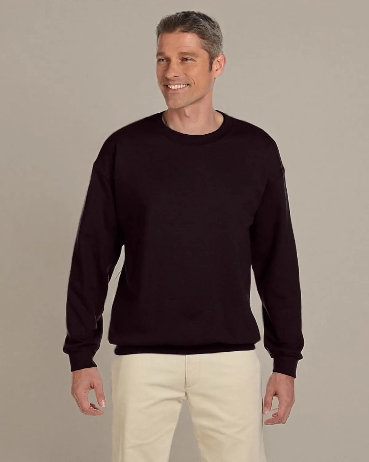 Gildan Men's Heavy Blend Crewneck Waistband Sweatshirt