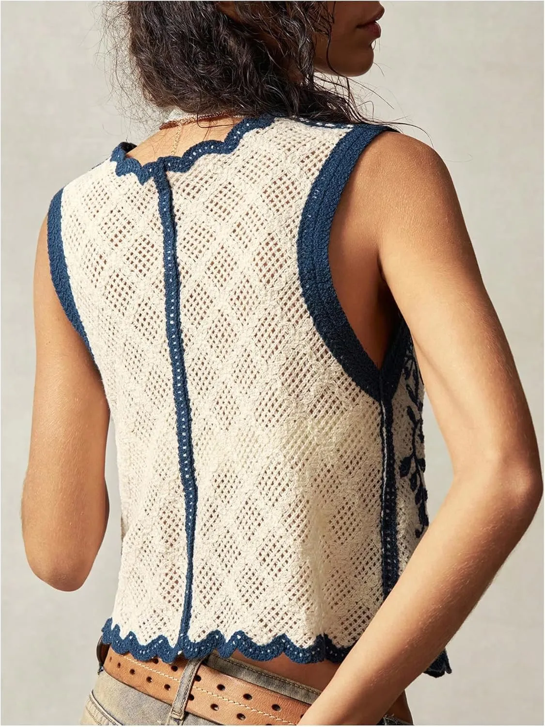 GORGLITTER Women's Embroidered Vest Crochet Vest Tops Floral Sleeveless Boho Tops 2025 Western Outfit