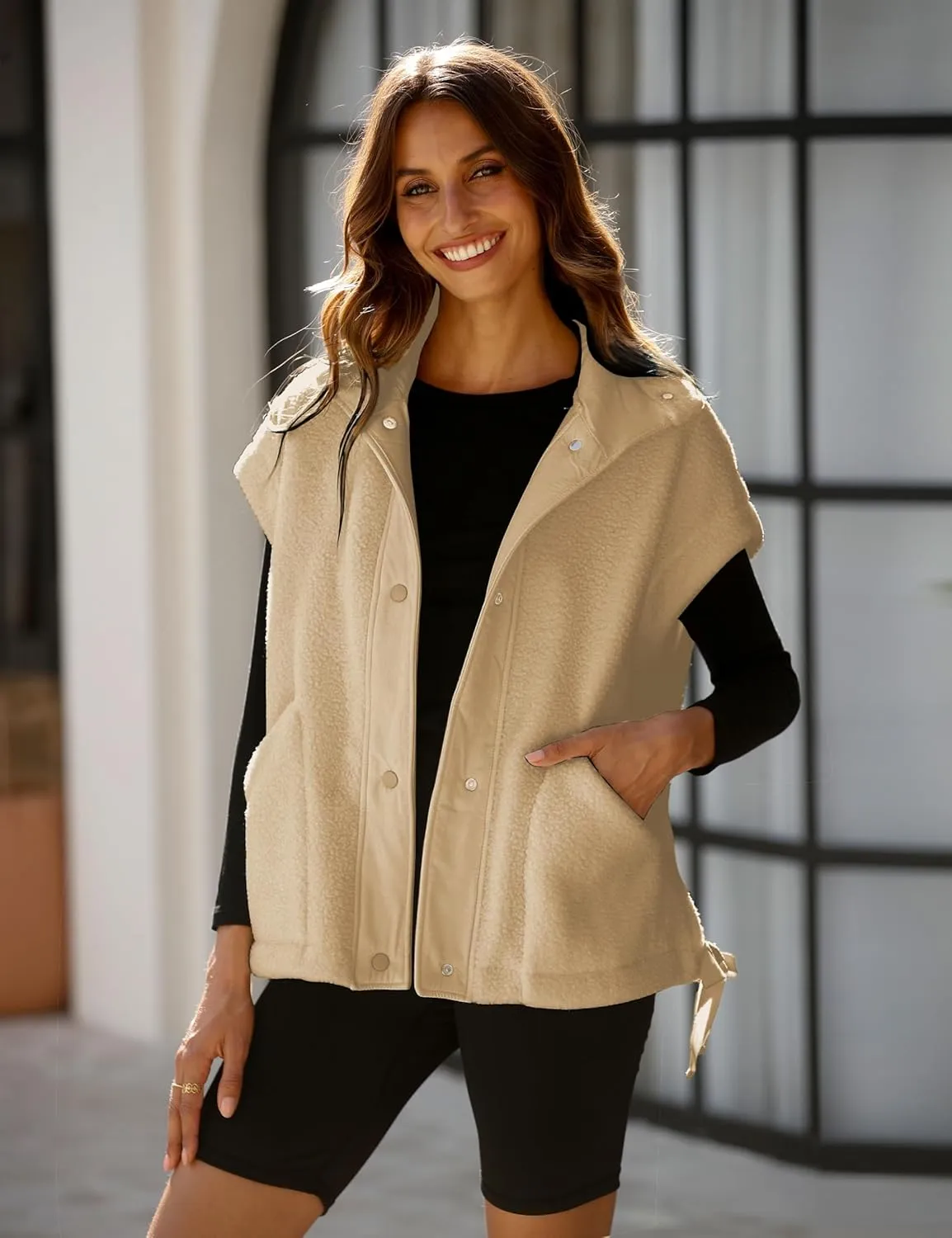Sherpa Jacket for Women Casual Fleece Vest Oversized Sleeveless Outwear Warm Button Down Gilet with Pockets