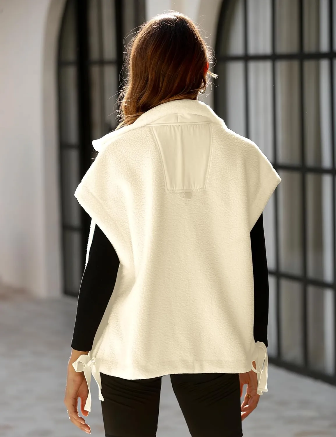 Sherpa Jacket for Women Casual Fleece Vest Oversized Sleeveless Outwear Warm Button Down Gilet with Pockets