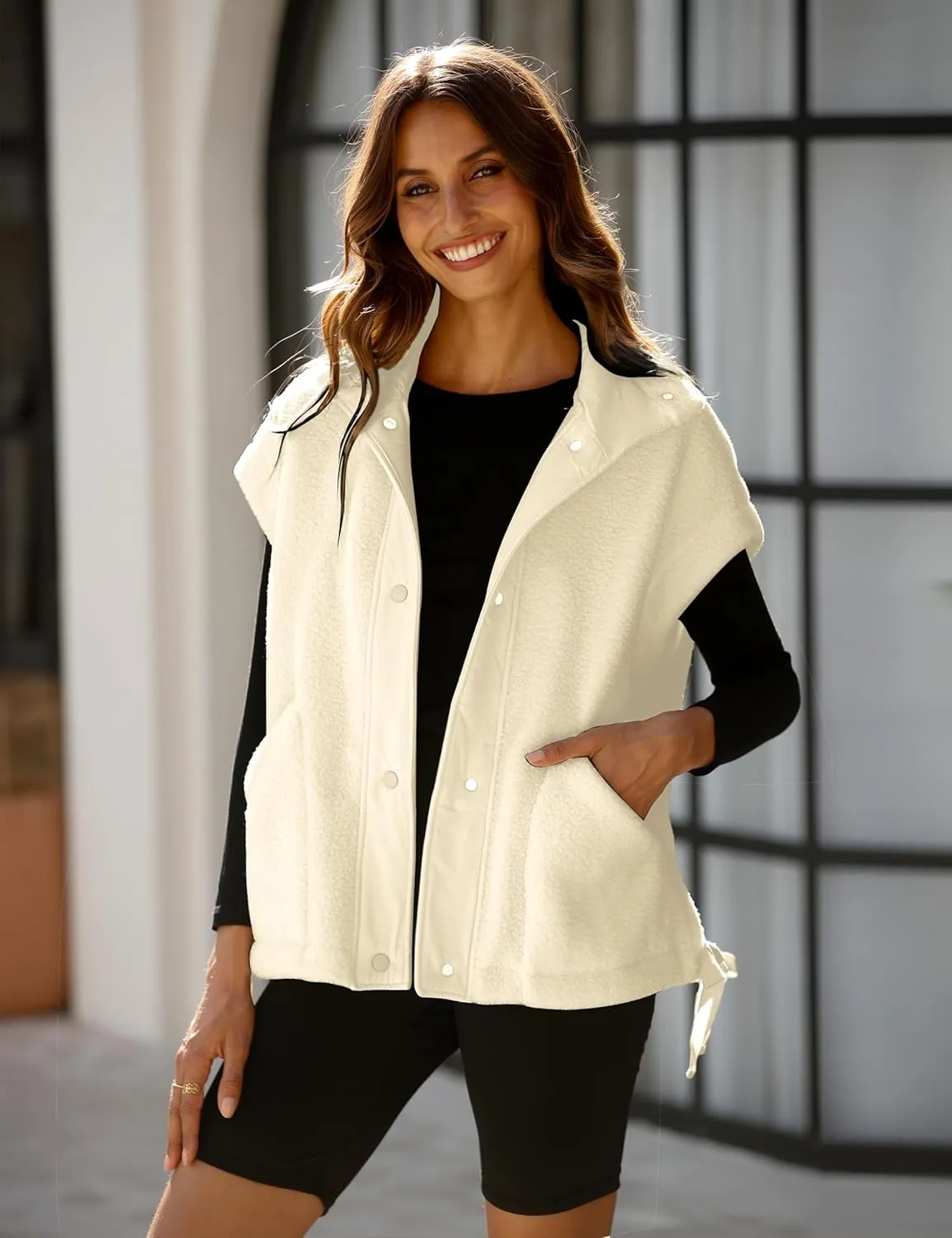 Sherpa Jacket for Women Casual Fleece Vest Oversized Sleeveless Outwear Warm Button Down Gilet with Pockets