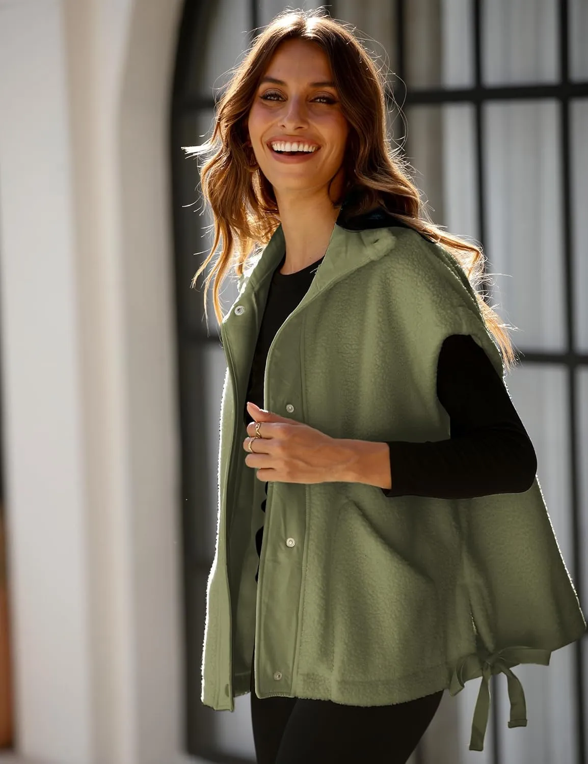 Sherpa Jacket for Women Casual Fleece Vest Oversized Sleeveless Outwear Warm Button Down Gilet with Pockets