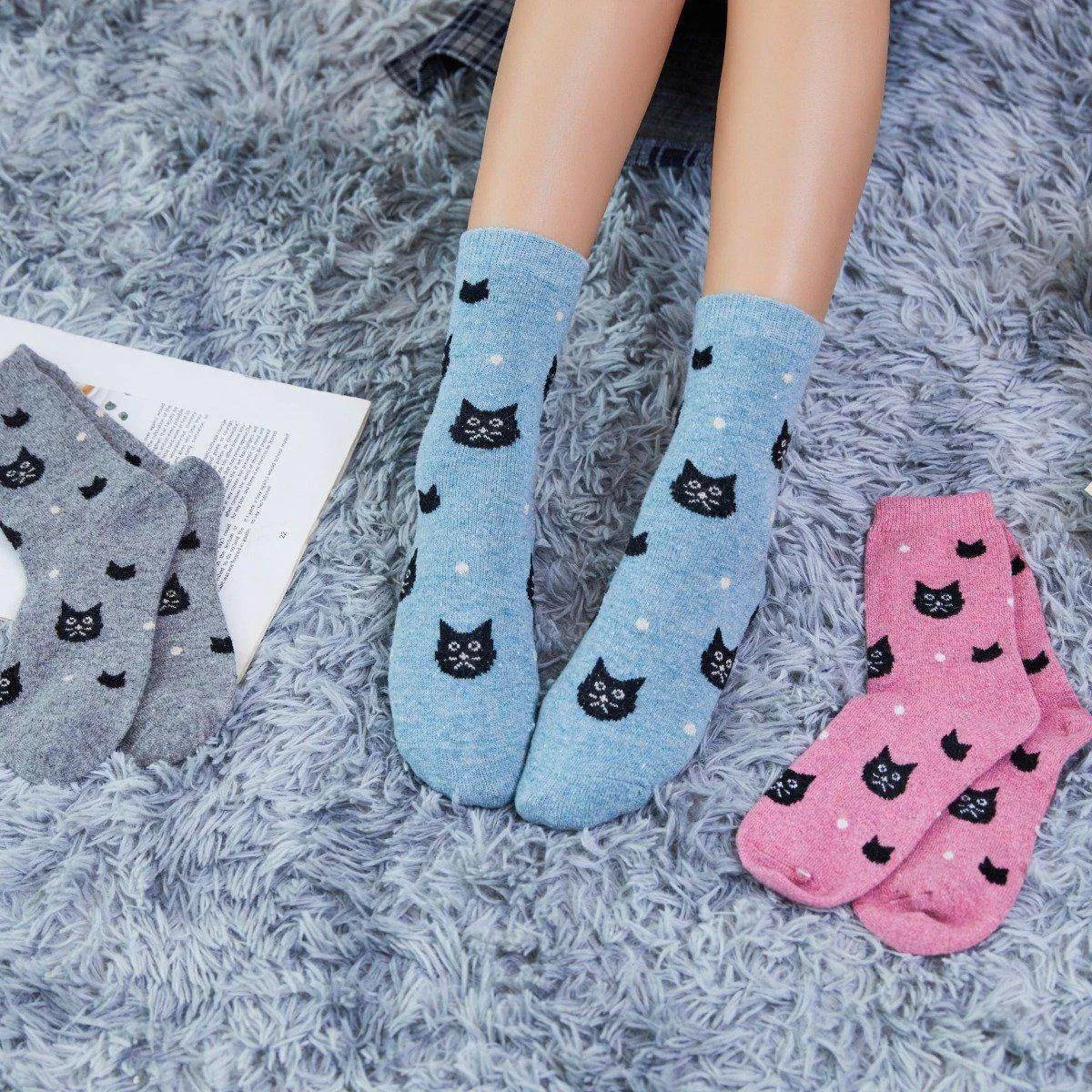SNOWY CAT WOOL BLEND SOCKS