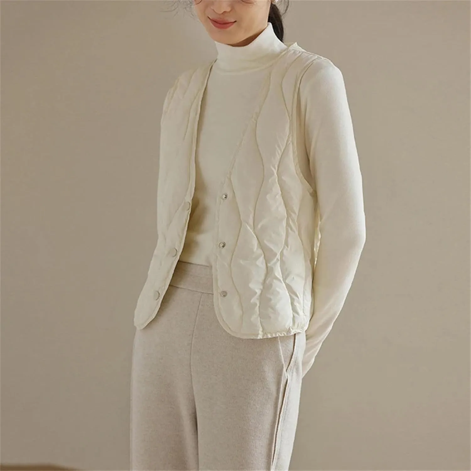 Women Lightweight White Duck Down Vest Sleeveless Packable V-Neck Collar Quilted Jacket Winter Short Top