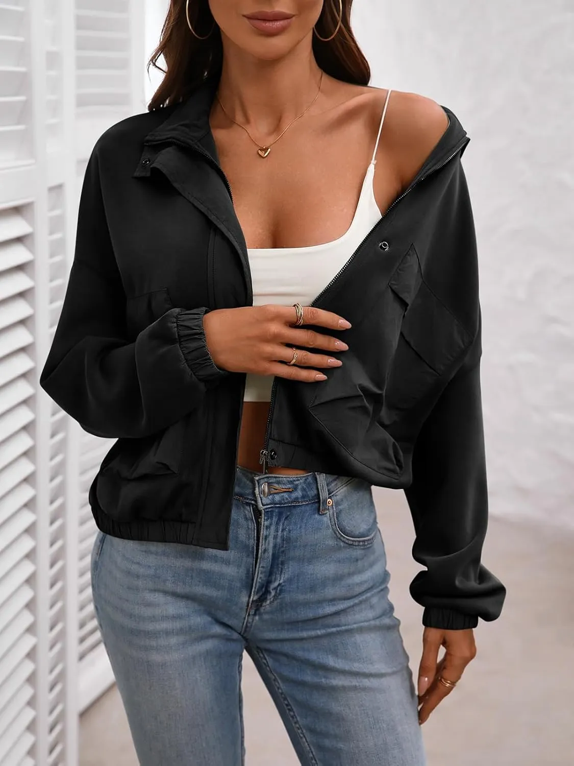 Women's Cropped Oversized Safari Jackets Zip Up Stand Collar Neck Long Sleeve Utility Anorak jacket with Pocket